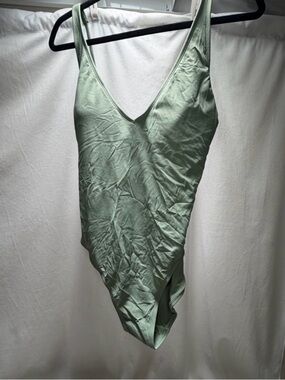 NWT Shade & Shore Green One Piece Size 12/14